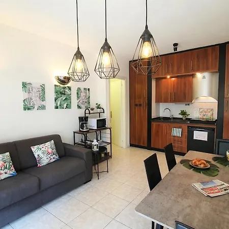 Appartement In - Regarda Travel Bardolino