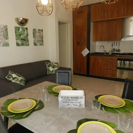In - Regarda Travel Apartment Bardolino